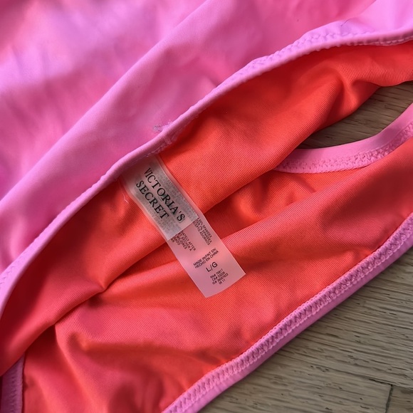 Victoria Secret Swimsuit Set hot Pink - Size L - Picture 6 of 7